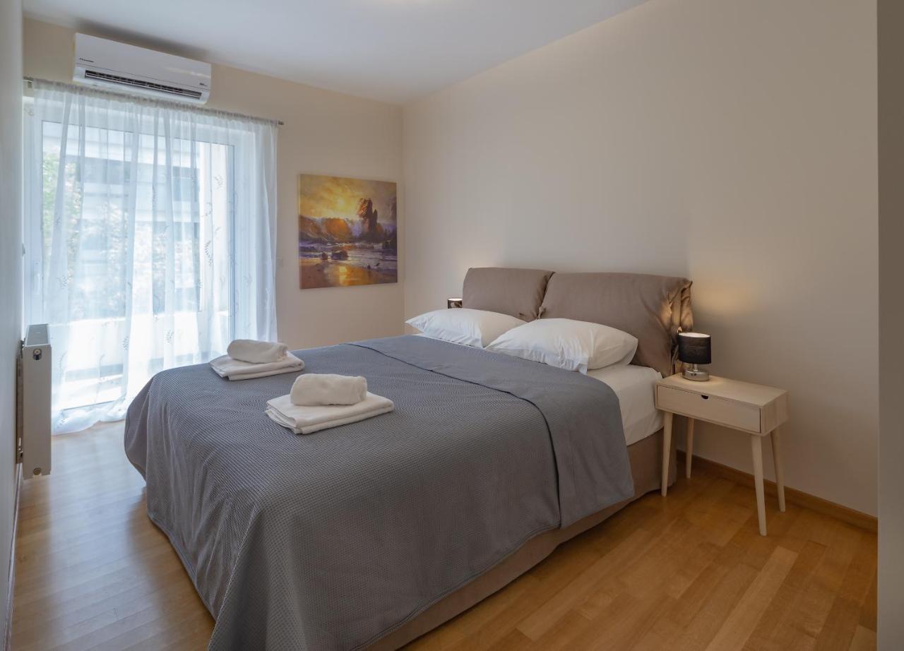 Sagittarius - Faliro Sea Side Apartment Athens Ngoại thất bức ảnh