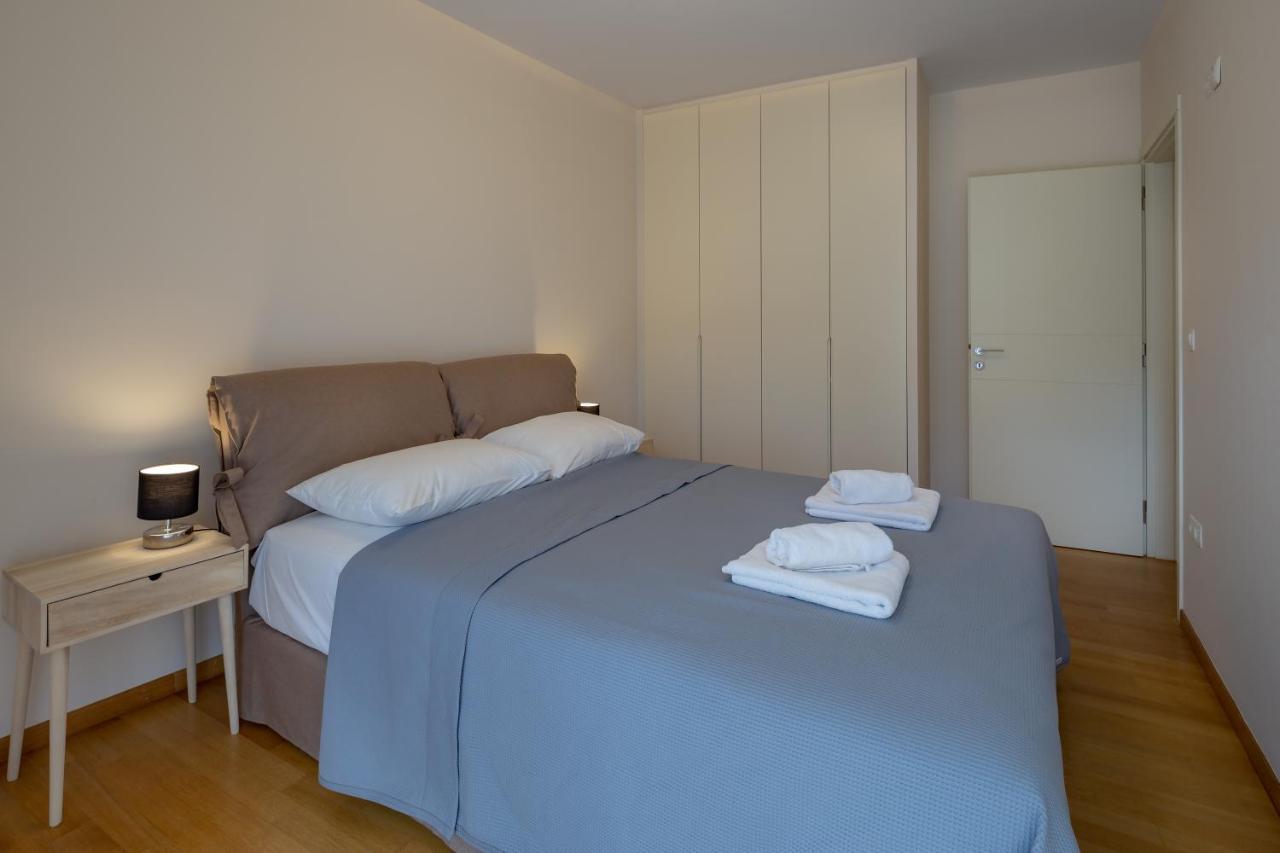 Sagittarius - Faliro Sea Side Apartment Athens Ngoại thất bức ảnh